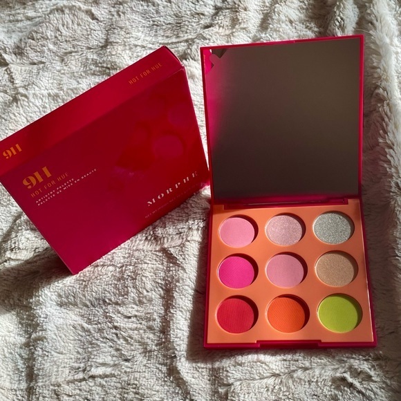 Morphe Other - 🎉2xHP🎉 NIB Morphe 9H Hot For Hue Artistry Palette (Sold out online!)
